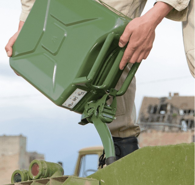 Лійка для каністри металева (зелена) Gelg